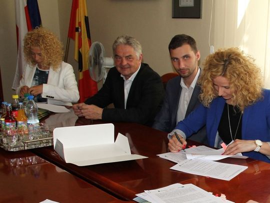 Milion złotych na badania i strategie