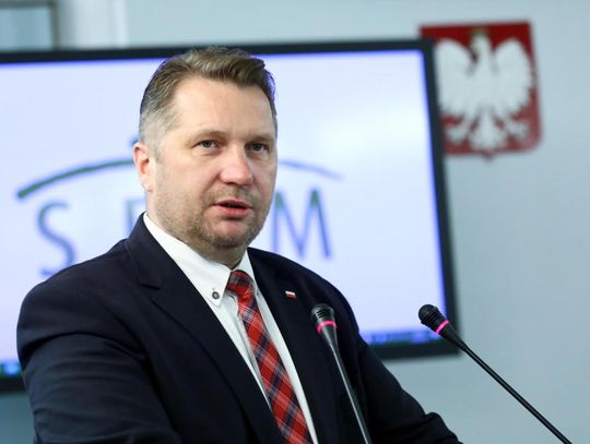 Min. Czarnek: rodziców poinformowano o badaniu i umożliwiono wgląd do ankiet