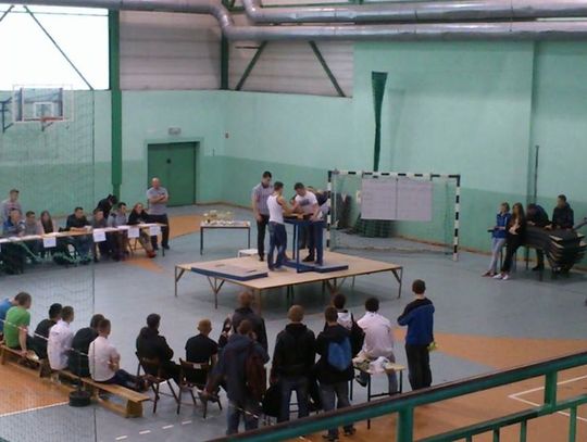 Mistrzostwa Szkół Ponadgimnazjalnych w Armwrestlingu w ZSP nr 3