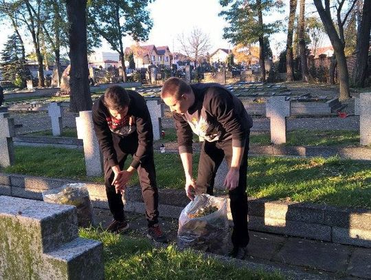 Młodzież Wszechpolska bohaterom