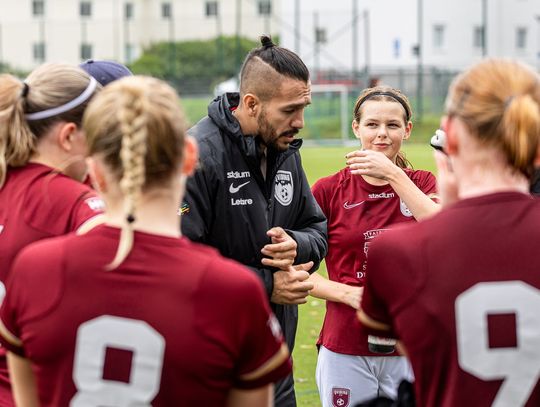 Możecie zapisywać dzieci do klas sportowych