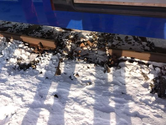 Mróz prawdopodobną przyczyną wyłamania szyny na torach w Będzelinie Mróz prawdopodobną przyczyną wyłamania szyny na torach w Będzelinie