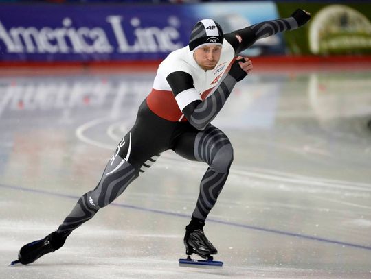 MŚ w łyżwiarstwie szybkim - Żurek brązowym medalistą na 500 m