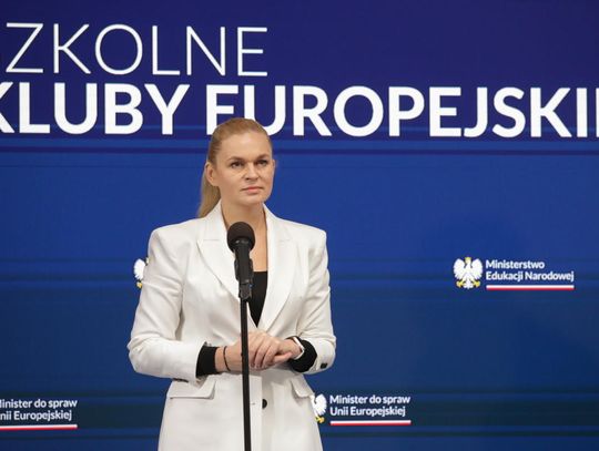 Nowacka: zachęcamy szkoły do organizowania Szkolnych Klubów Europejskich