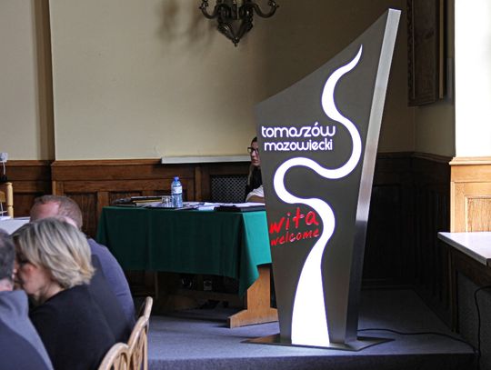 Nowe &quot;witacze&quot; powitają przyjezdnych