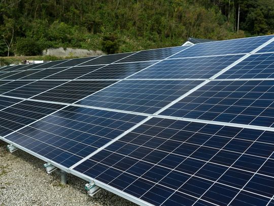 Nowoczesne moduły fotowoltaiczne a efektywność instalacji PV