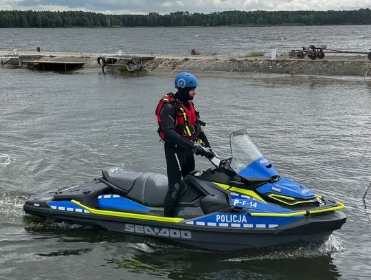 Nowoczesny skuter w służbie na Zalewie