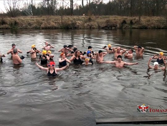 Noworoczne morsowanie z Klubem Sportowym AMBER