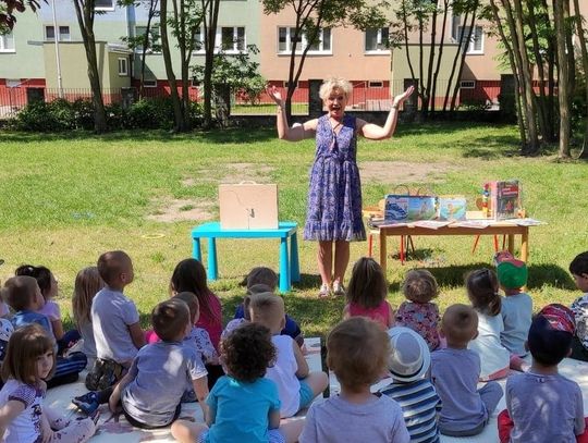 O bezpiecznych wakacjach na zajęciach bibliotecznych