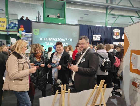 O pracy i edukacji - targi  w Samochodówce