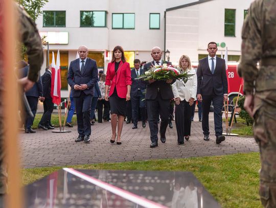 O świcie pamiętali o tych, którzy bronili Tomaszowa. 87 lat temu rozpoczęła się wojna