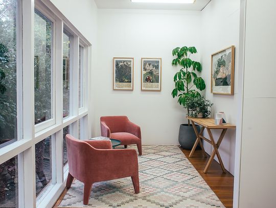 Obrazy do przedpokoju. Czarno-białe, czy może abstrakcja?