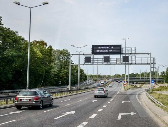 Od dziś rusza nowy system poboru opłat drogowych