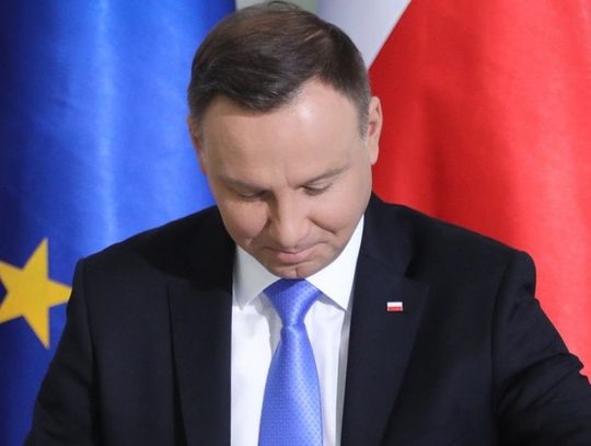  Od północy obowiązuje stan wyjątkowy. Co to właściwie oznacza?