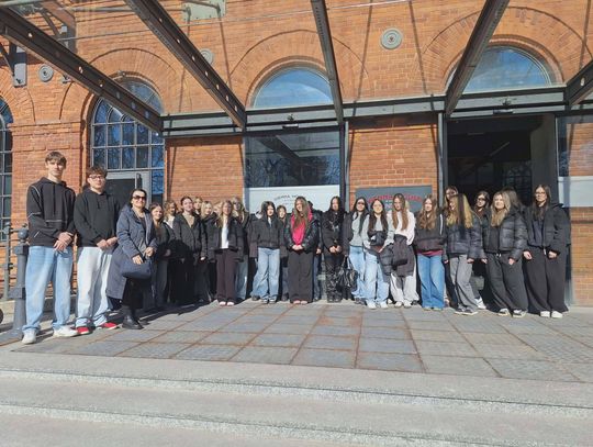 Od szkolnej ławki do czterech gwiazdek. Uczniowie „jedynki H” w sercu łódzkiego designu Od szkolnej ławki do czterech gwiazdek. Uczniowie „jedynki H” w sercu łódzkiego designu