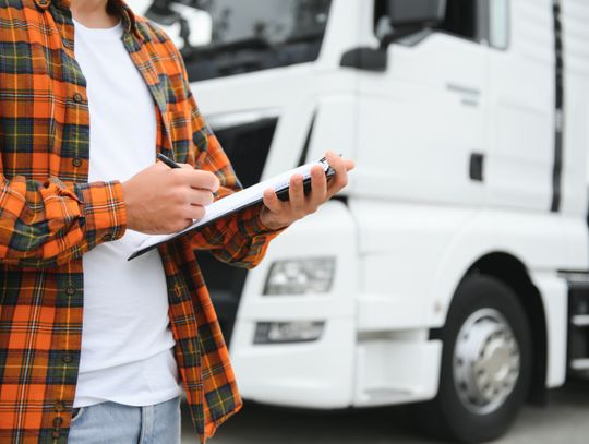 Pełna księgowość w transporcie drogowym – konieczność czy obowiązek?