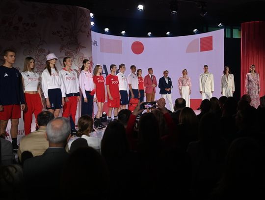 PKOl zaprezentował stroje Polaków na ceremonię otwarcia igrzysk w Paryżu