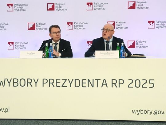 PKW: 28 mln 943 tys. 594 osoby uprawnione do głosowania w niedzielnych wyborach