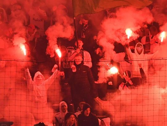 Po piątkowym meczu Widzewa w Warszawie zatrzymano 43 osoby