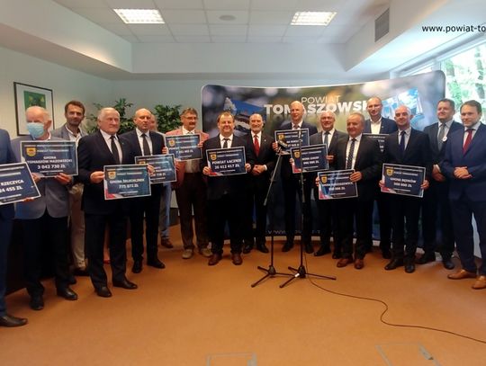 Ponad 26,5 miliona złotych z Funduszu Inwestycji Samorządowych w ramach tarczy dla samorządów dla powiatu tomaszowskiego