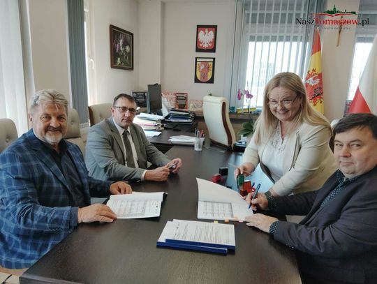 Ponad 5,3 mln zł dla szkół w Tomaszowie. Powiat stawia na zawodowców i edukację włączającą