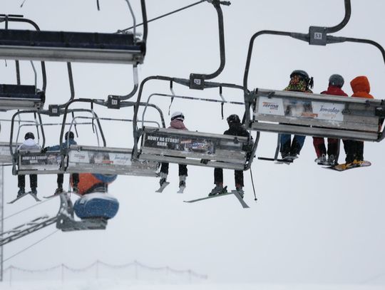 Posłowie KO złożyli zawiadomienie do prokuratury o możliwości nadużycia uprawnień przez b. szefów CBA