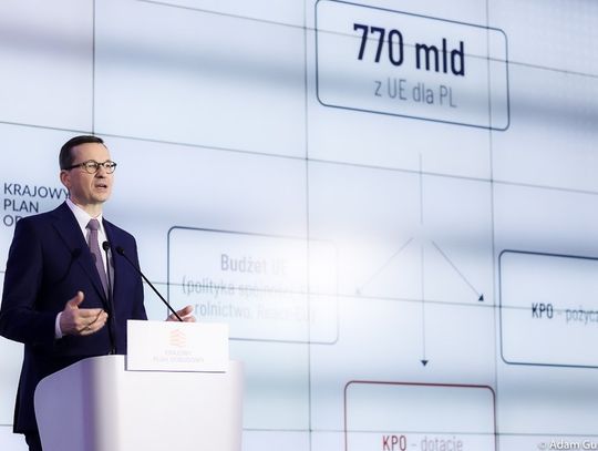 Pozycja PiS vs. unijne środki. Premier Morawiecki w pułapce bez wyjścia 