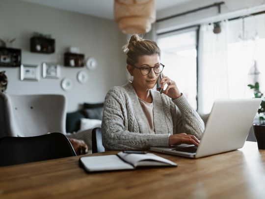 Praca zdalna i hybrydowa w księgowości – jak zapewnić płynność procesów i bezpieczeństwo danych? Praca zdalna i hybrydowa w księgowości – jak zapewnić płynność procesów i bezpieczeństwo danych?
