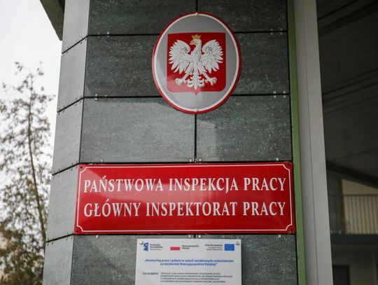 Pracodawcy powinni udzielić pracownikom zaległych urlopów do 30 września; do PIP wpływają skargi