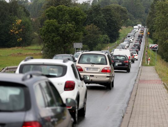 Prawo jazdy po ukończeniu 17 lat - na okres próbny i pod rygorami