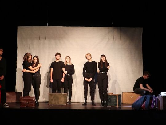 Przychodzimy, odchodzimy