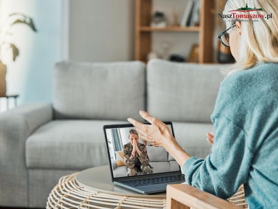 Psychoterapia online – jak działa i czy jest tak samo skuteczna jak wizyta w gabinecie?