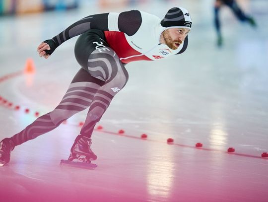Puchar Świata w Inzell: Żurek wygrywa 500 m, Ziomek-Nogal na podium