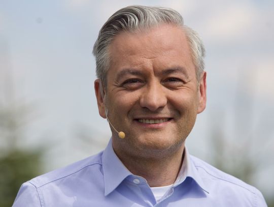 R. Biedroń: najwyższy czas, aby opozycja podpisała pakt o współrządzeniu