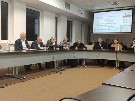 Radni złożyli wniosek o odwołanie M. Węgrzynowskiego