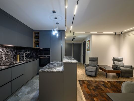 Raport: pesymistyczne nastroje na rynku pracy ograniczają popyt na mieszkania