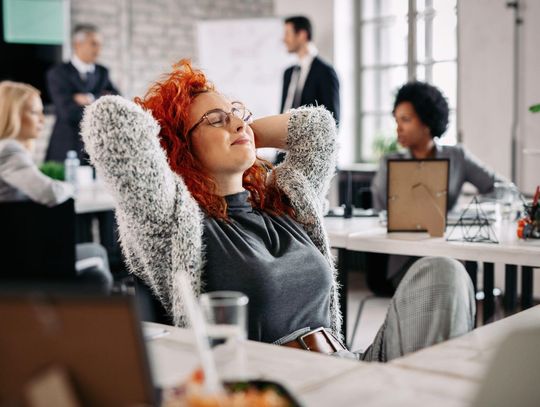 Raport: zaangażowanie polskich pracowników w obowiązki – najniższe od pandemii