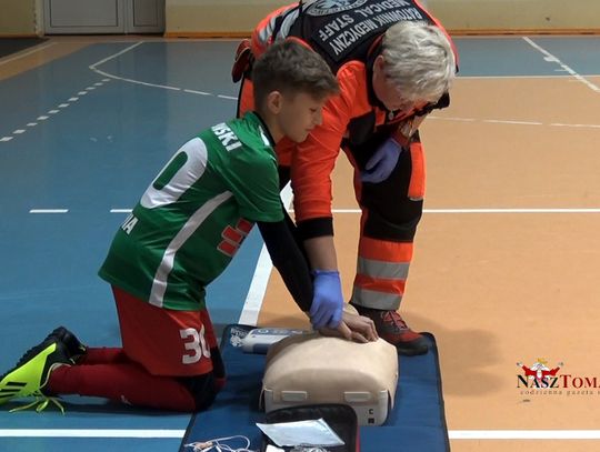 Ratownicy medyczni Scanmed Kardiologia z Krakowa wyszkolili z zakresu pierwszej pomocy piłkarzy Akademii LECHIA