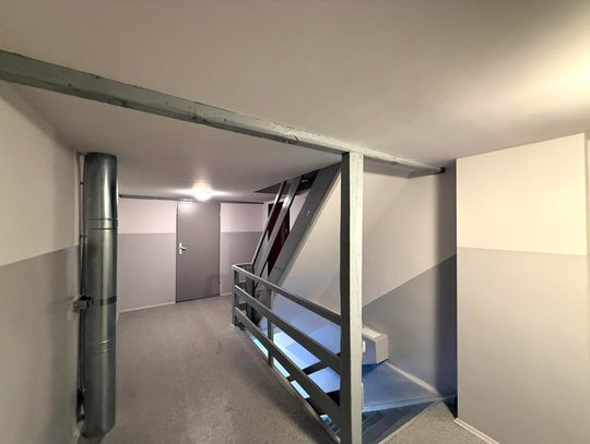 Remont klatki schodowej w budynku przy ul. H. Kołłątaja 20 Remont klatki schodowej w budynku przy ul. H. Kołłątaja 20