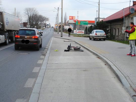 Rowerzystka potrącona przez szkolny autobus