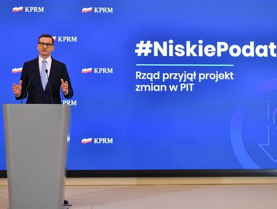 Rząd za obniżeniem od 1 lipca dolnej stawki PIT z 17 proc. do 12 proc.