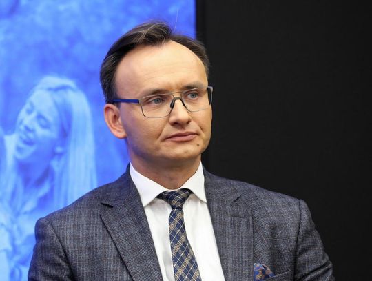 Rzecznik Praw Dziecka: młodzi potrzebują pilnej pomocy psychologicznej