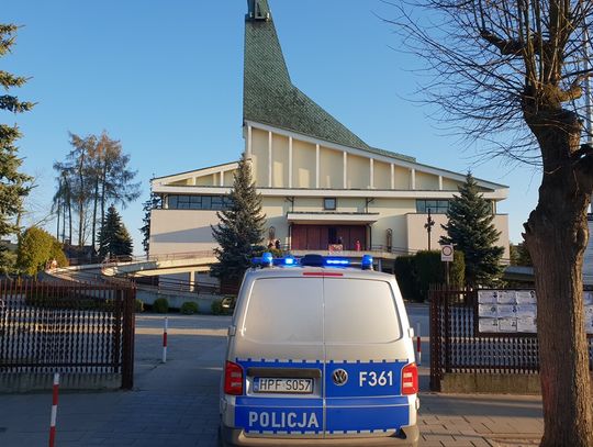 Sąd ukarał księdza za mszę... naganą