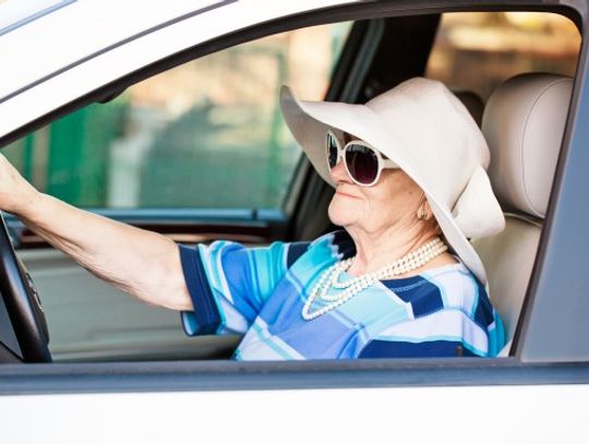 Senior za kierownicą