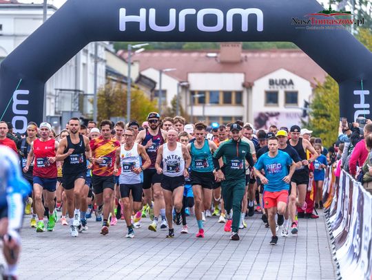 Setki biegaczy na starcie. Tomaszów uczcił pamięć Bronisława Malinowskiego