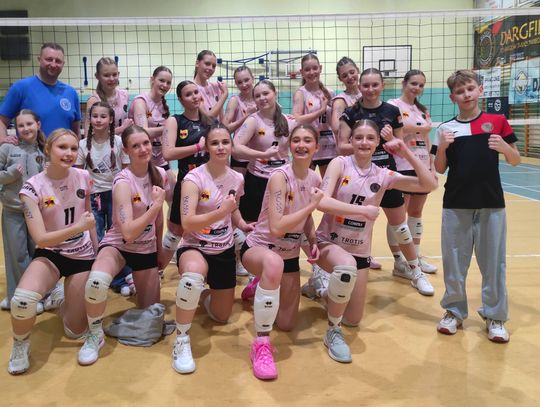 Siatkarki z Tomaszowa znów zachwycają. Dargfil w półfinale mistrzostw Polski!