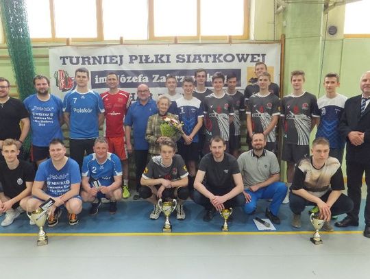 Siatkarze TKKF pamiętają. Turniej ku uczczenia pamięci Józefa Zakrzewskiego