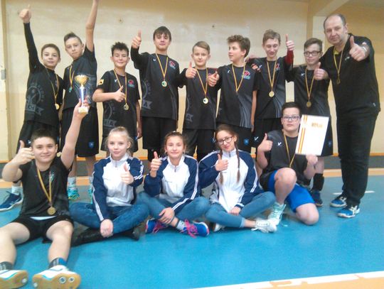 Siatkarze z " trzynastki "  ponownie najlepsi!  