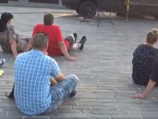 "Sierpniowe niebo. 63 dni chwały", seans filmowy na placu Kościuszki