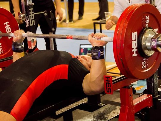 Silny facet z Tomaszowa